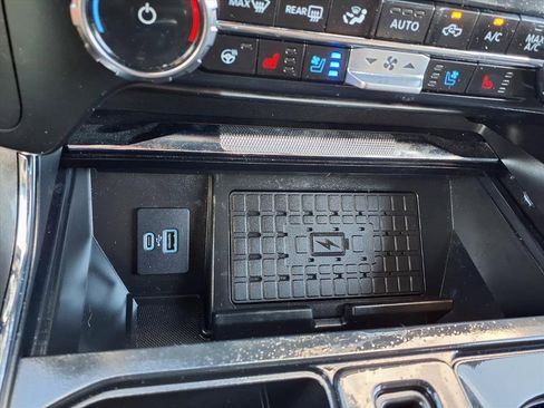 Used 2023 Ford F150 Lariat w/ Equipment Group 502A High image 34