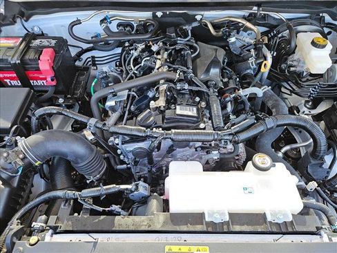Used 2025 Toyota Tacoma SR5 AWD/4WD image 27