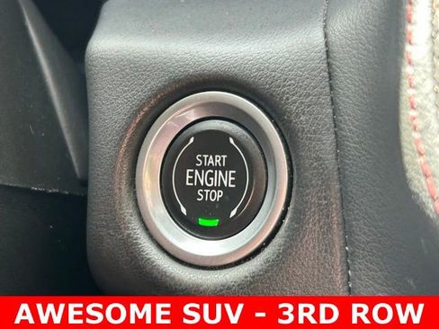 Used 2022 Chevrolet Suburban RST w/ Luxury Package AWD/4WD image 27