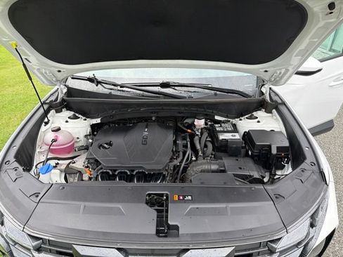 Used 2025 Hyundai Tucson SEL FWD image 24