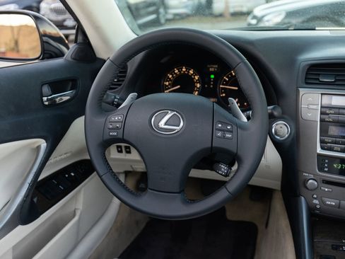 Used 2010 Lexus IS 250C IS 250 Sport Convertible 2D image 29