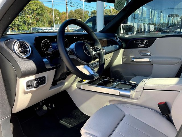 Used 2026 Mercedes-Benz GLB 250 4MATIC image 19
