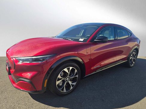 Used 2023 Ford Mustang Mach-E Premium image 7