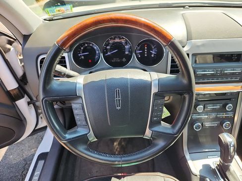 Used 2012 Lincoln MKZ AWD image 19