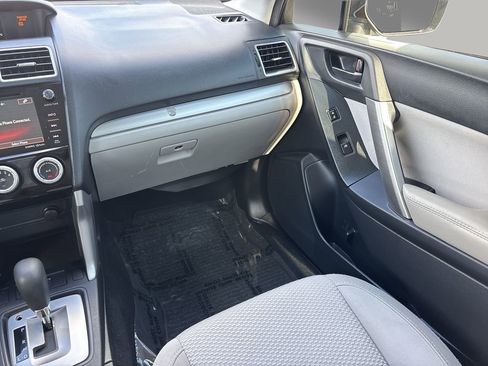 Used 2016 Subaru Forester 2.5i Premium AWD/4WD image 15