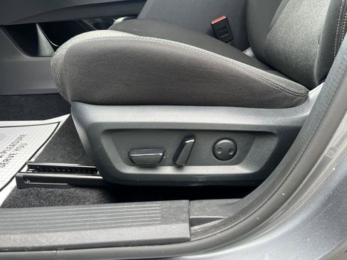 Certified 2025 Nissan Rogue SV AWD/4WD image 20