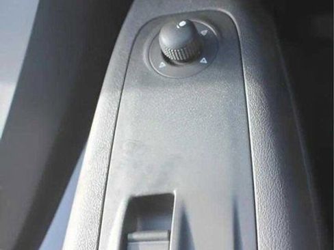 Used 2024 RAM ProMaster 3500 w/ Delivery Van Package image 9