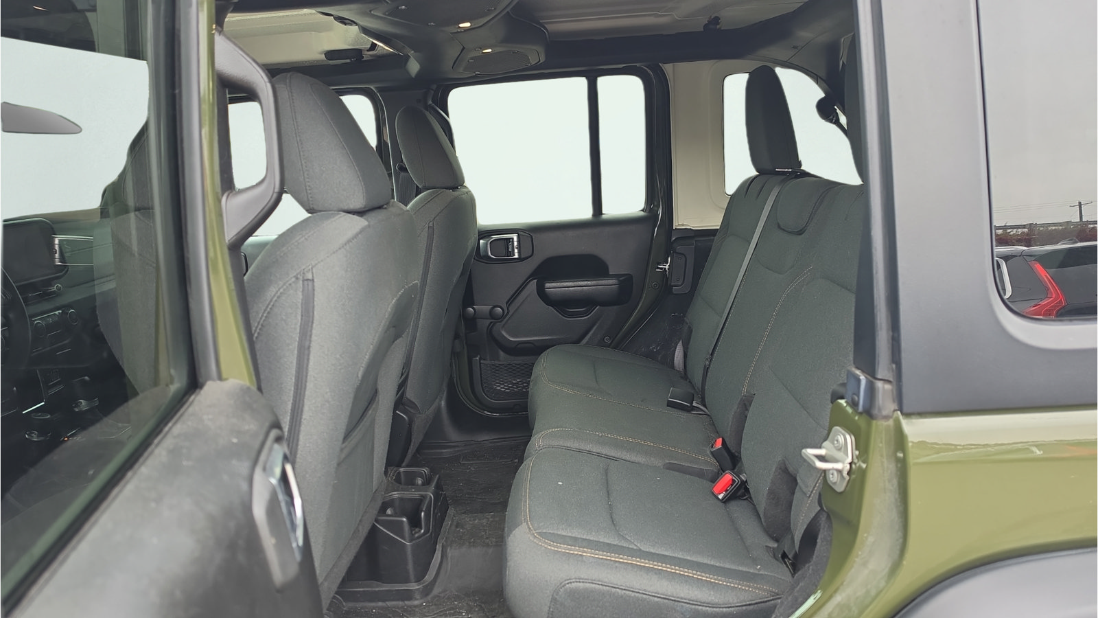 Used 2024 Jeep Wrangler Unlimited Sport AWD/4WD image 16