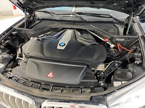 Used 2015 BMW X5 xDrive50i image 32