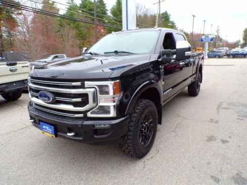 Certified 2022 Ford F250 Platinum w/ Tremor Off-Road Package AWD/4WD image 3