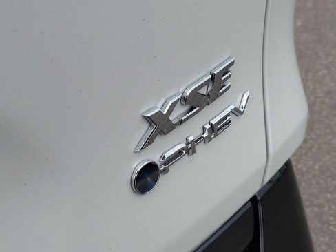 Used 2025 Toyota RAV4 XSE w/ Premium Package image 6