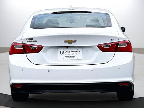Used 2024 Chevrolet Malibu LT FWD image 8