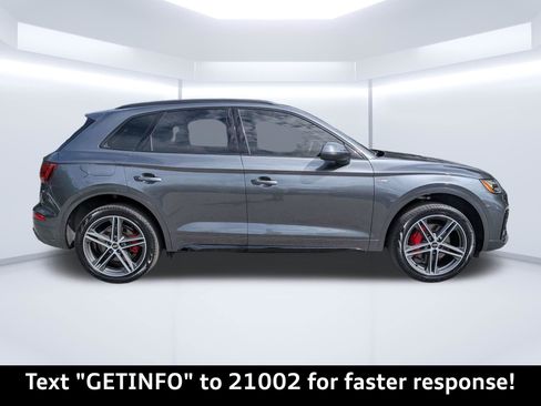 Certified 2024 Audi Q5 e Premium Plus w/ Premium Plus Package AWD/4WD image 2