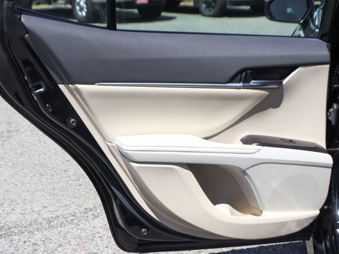 Used 2023 Toyota Camry XLE FWD image 34