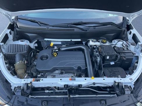 Used 2024 Chevrolet Equinox LT image 20