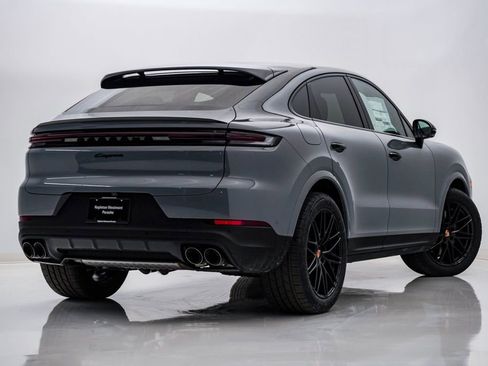 New 2026 Porsche Cayenne Coupe image 11