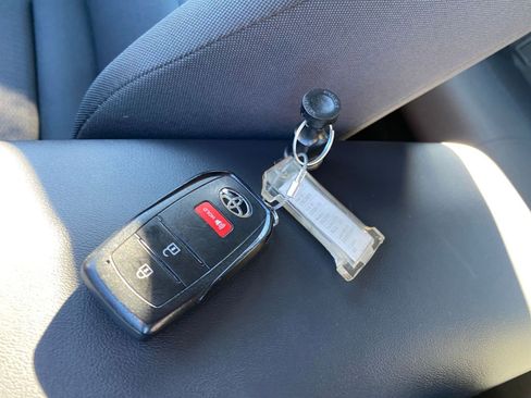 Used 2025 Toyota Prius LE image 22