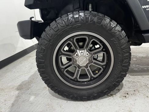 Used 2017 Jeep Wrangler Unlimited Sport w/ Quick Order Package 23S image 7