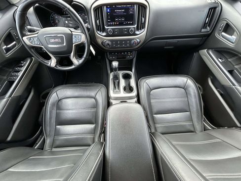 Used 2022 GMC Canyon Denali image 12