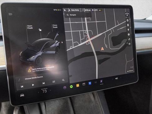 Used 2024 Tesla Model Y Long Range image 17