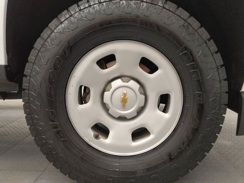 Used 2019 Chevrolet Colorado W/T w/ WT Convenience Package RWD image 31