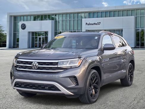 Certified 2022 Volkswagen Atlas Cross Sport SE AWD/4WD image 3