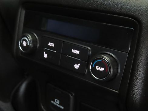 Used 2023 GMC Acadia AT4 w/ Technology Package image 28