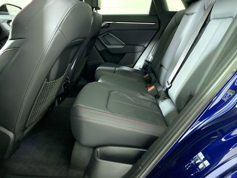 Certified 2025 Audi Q3 2.0T Premium Plus w/ Premium Plus Package image 22