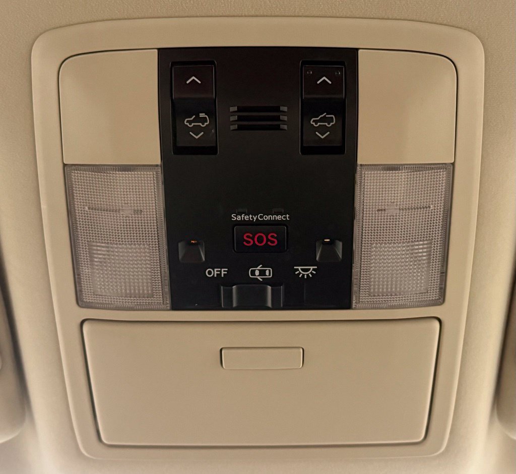 Used 2015 Lexus GX 460 w/ Premium Package AWD/4WD image 28