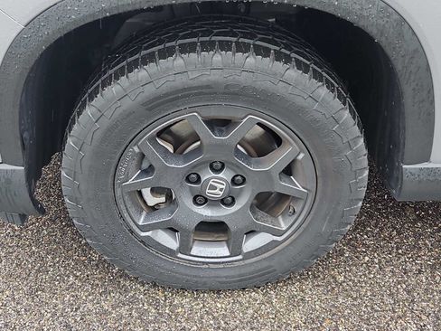 Certified 2025 Honda Pilot TrailSport image 31
