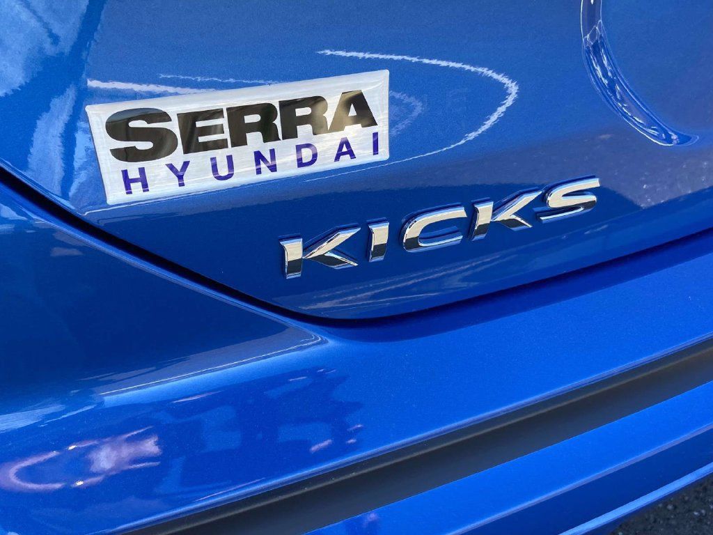 Used 2025 Nissan Kicks Play S FWD image 10