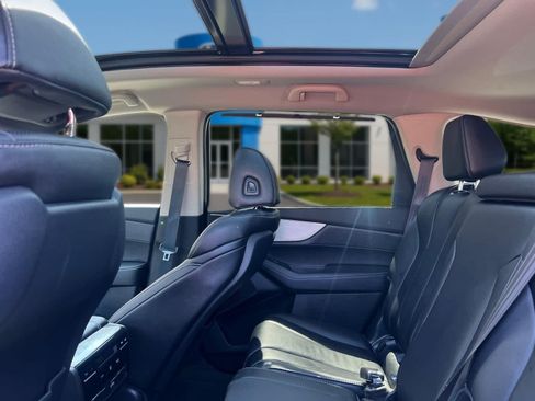 Used 2023 Acura MDX w/ Technology Package AWD/4WD image 31