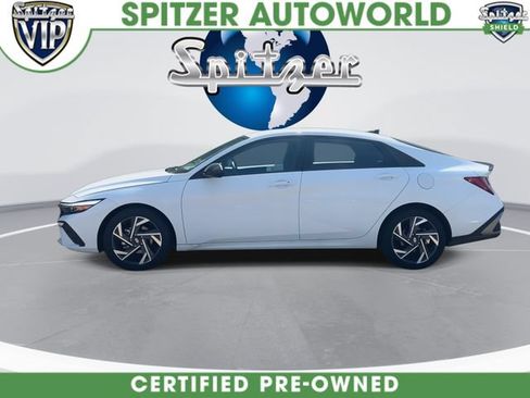 Used 2025 Hyundai Elantra SEL FWD image 6