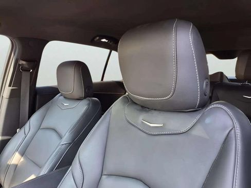 Used 2025 Cadillac XT4 Premium Luxury w/ Technology Package FWD image 16