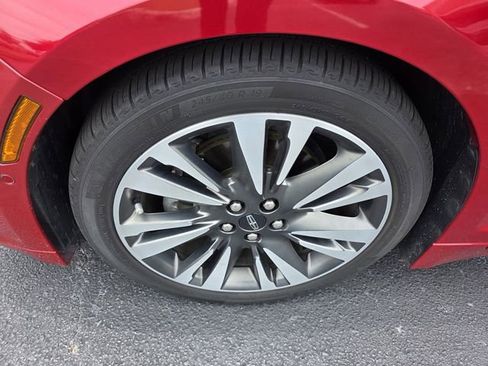 Used 2020 Lincoln MKZ Reserve w/ Elements Package FWD image 10