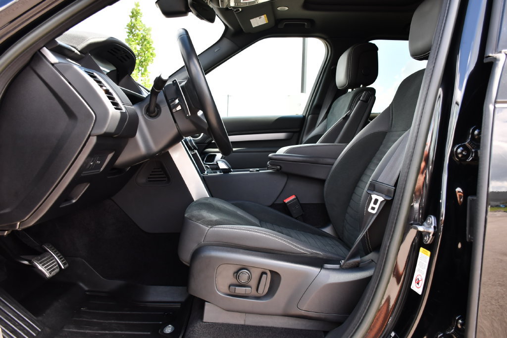 Used 2023 Land Rover Discovery S R-Dynamic AWD/4WD image 18