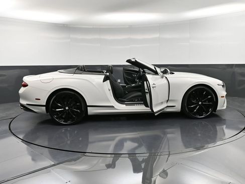 New 2026 Bentley Continental GTC image 37