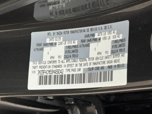 Used 2025 MAZDA MAZDA3 s image 42