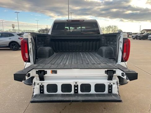Used 2022 GMC Sierra 1500 SLT w/ SLT Premium Plus Package image 6