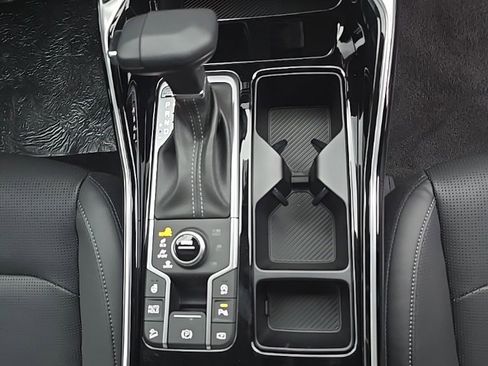 New 2026 Kia Sorento SX image 9
