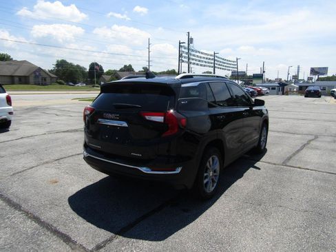 Used 2022 GMC Terrain SLT AWD/4WD image 8