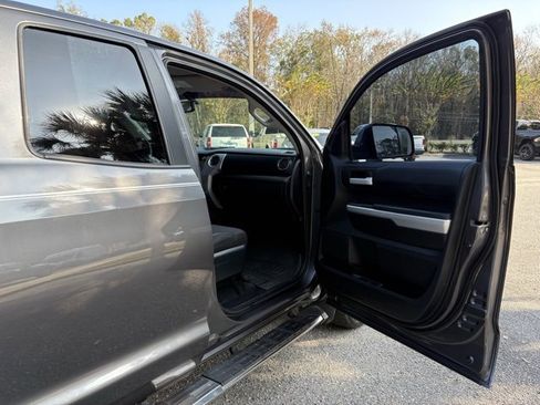 Used 2017 Toyota Tundra SR5 w/ TRD Off Road Package image 33