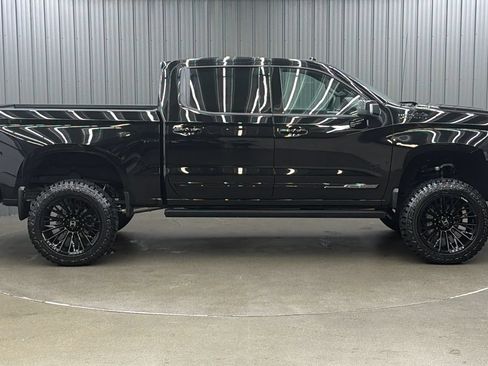 Used 2026 Chevrolet Silverado 1500 High Country w/ Midnight Edition AWD/4WD image 6
