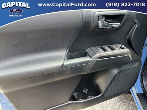 Used 2018 Toyota Tacoma TRD Pro AWD/4WD image 20