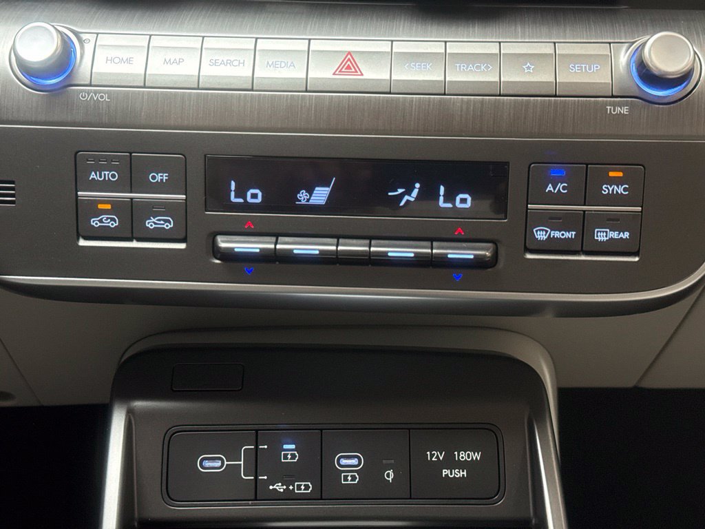 New 2027 Hyundai Kona SEL Premium FWD image 16