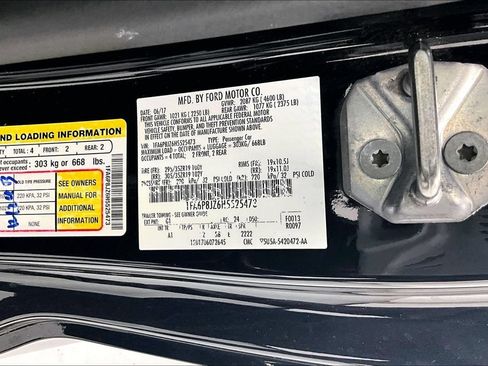 Used 2017 Ford Mustang Shelby GT350 w/ Electronics Package RWD image 27