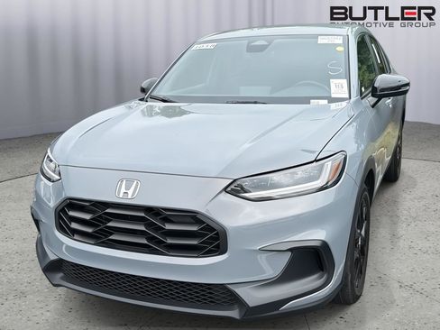 Used 2024 Honda HR-V Sport image 3