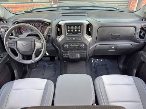 Used 2019 Chevrolet Silverado 1500 Custom Trail Boss w/ Custom Convenience Package AWD/4WD image 11