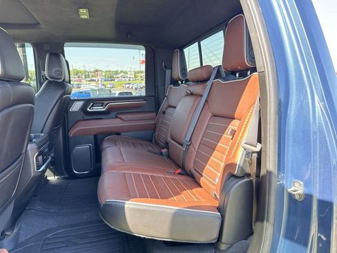 Used 2024 GMC Sierra 2500 Denali Ultimate w/ Max Trailering Package AWD/4WD image 19
