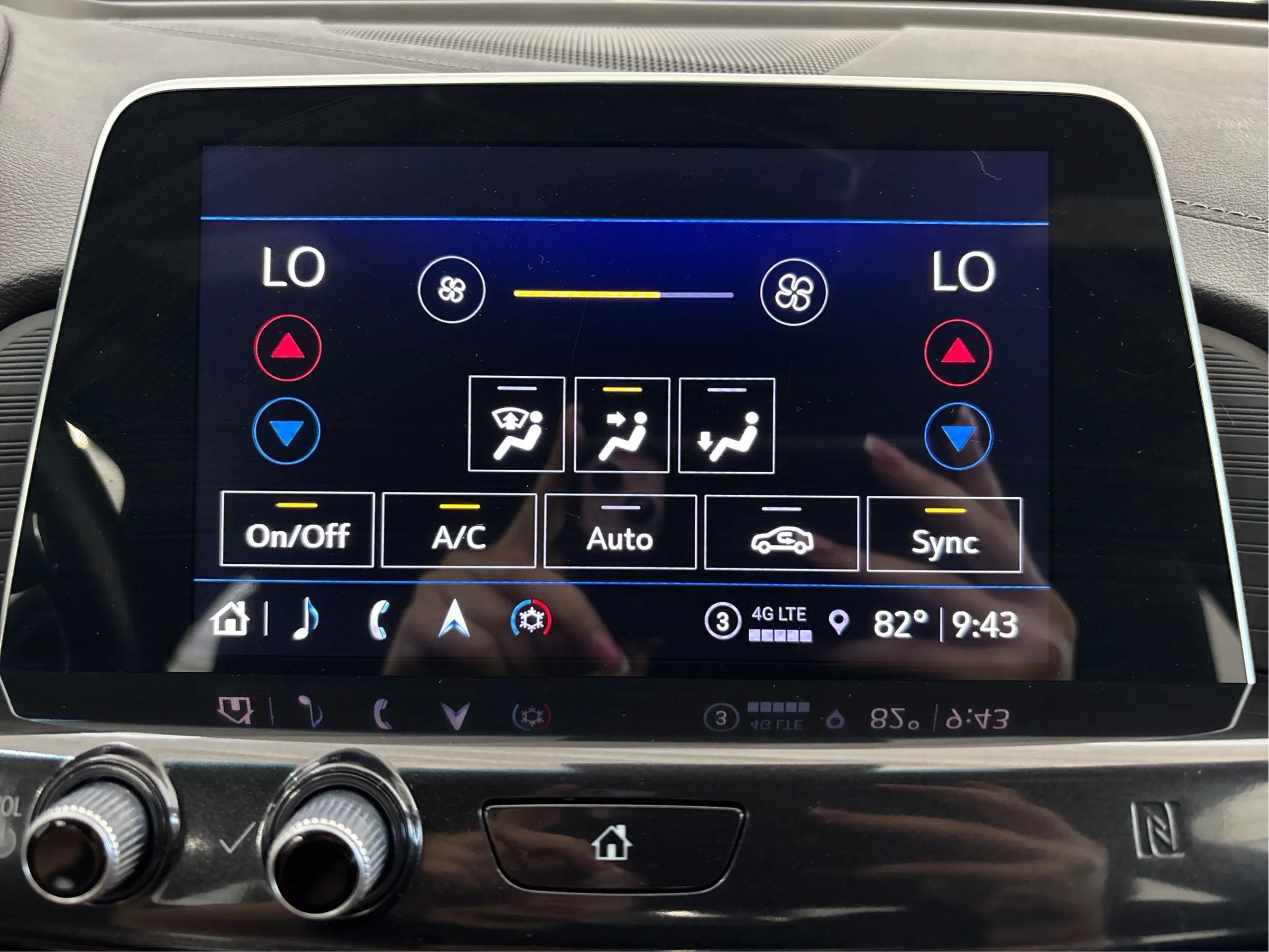 Used 2021 Cadillac CT4 Luxury w/ Sun And Sound Package RWD image 42